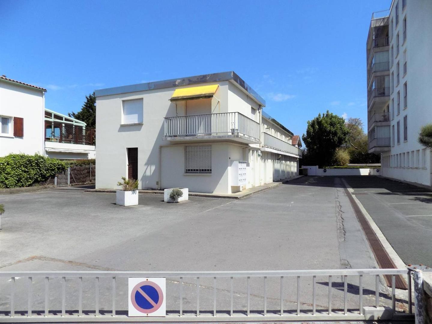 Royan - JOLI NID DOUILLET - résidence MINERVE - proche commerces et plages Exterior foto